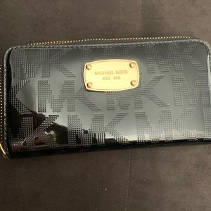 Michael Koars wallet